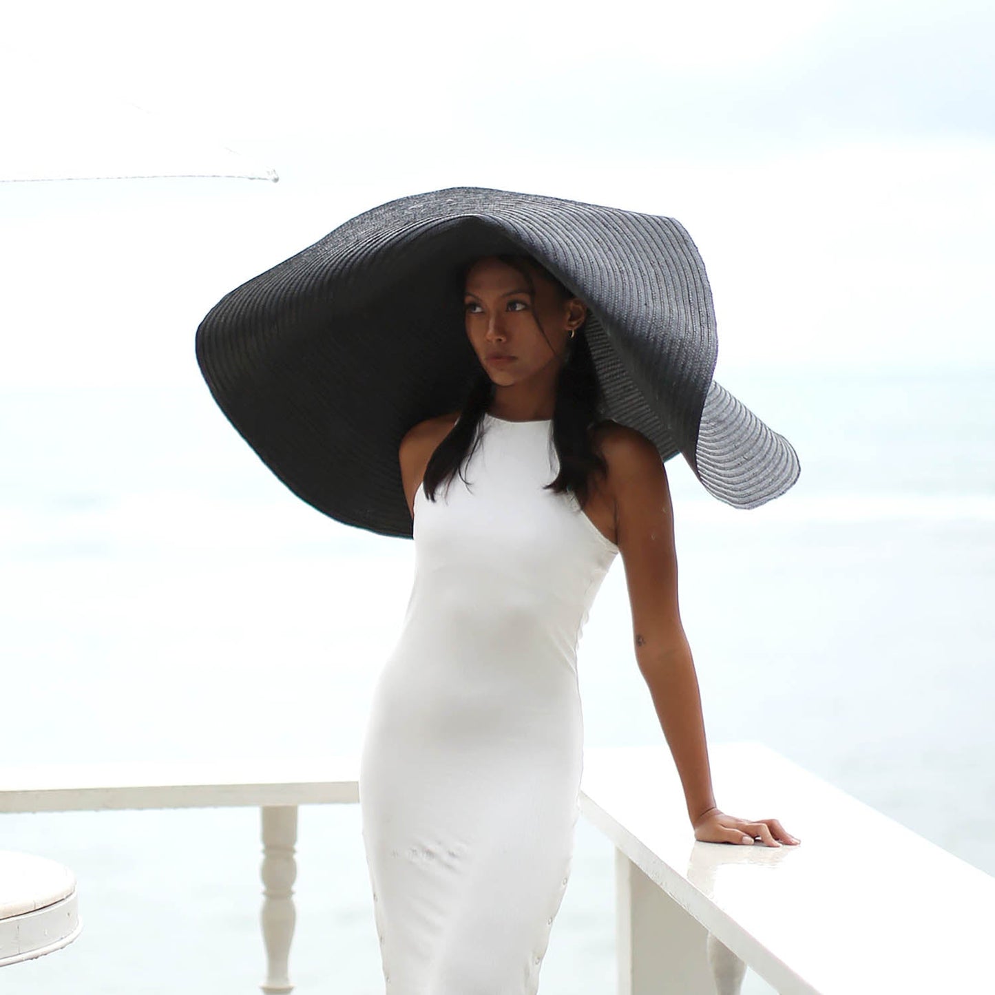 Oversized Straw Hat In Black